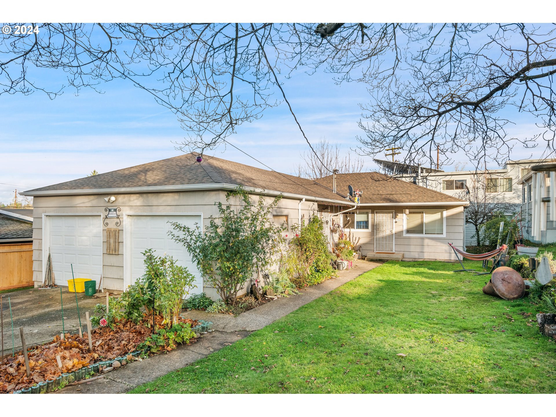 1704 Northeast 81st Avenue Portland, OR 97213 - Photo 2 of 6