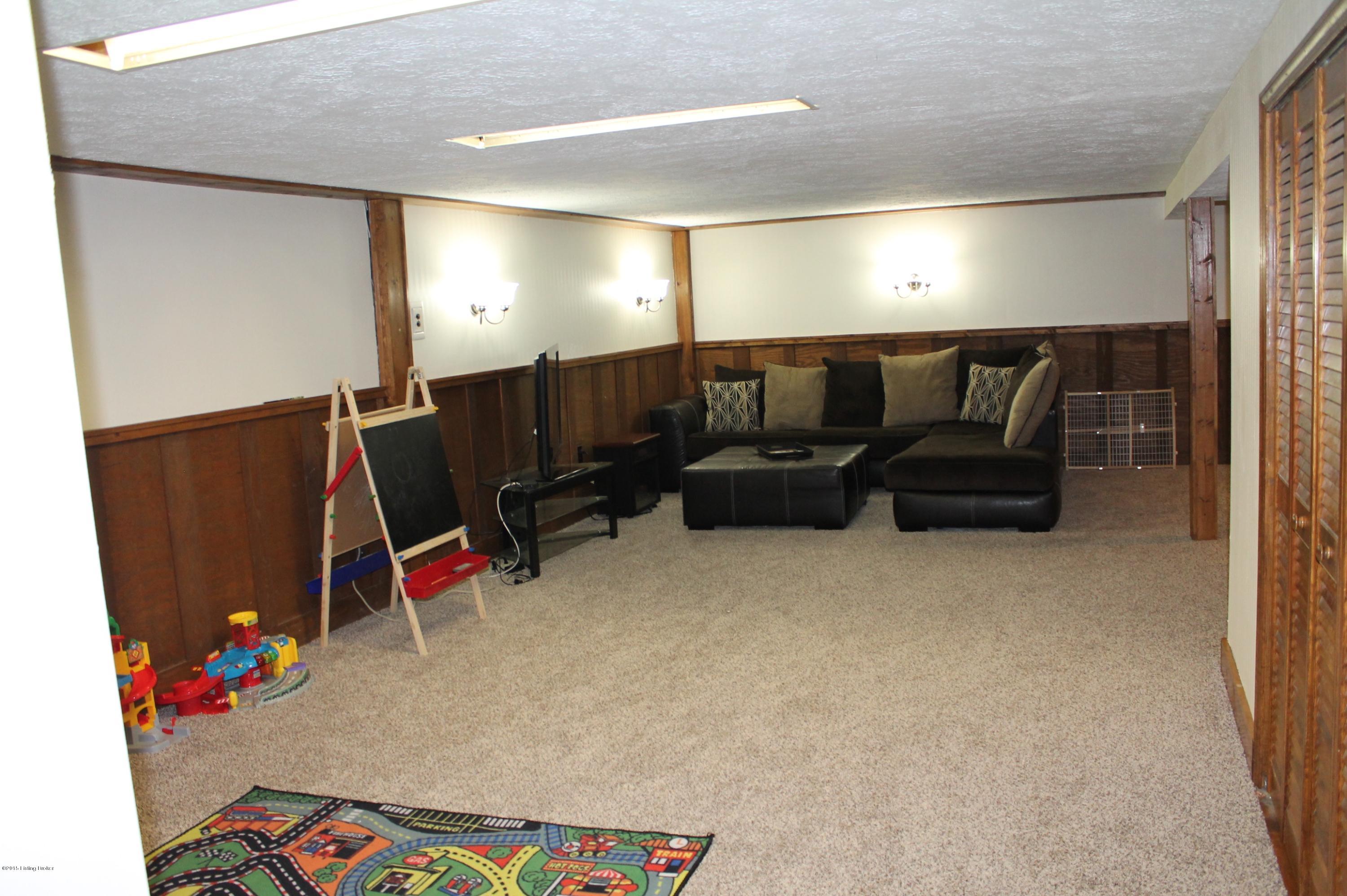 7805 Laurel Ridge Road Louisville, KY 40219 - Photo 50 of 77 Family room in basement