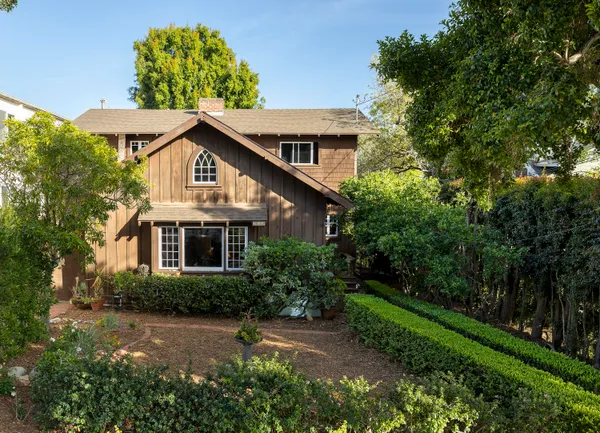 $2,350,000 | 512 East Arrellaga Street, Santa Barbara, CA 93103