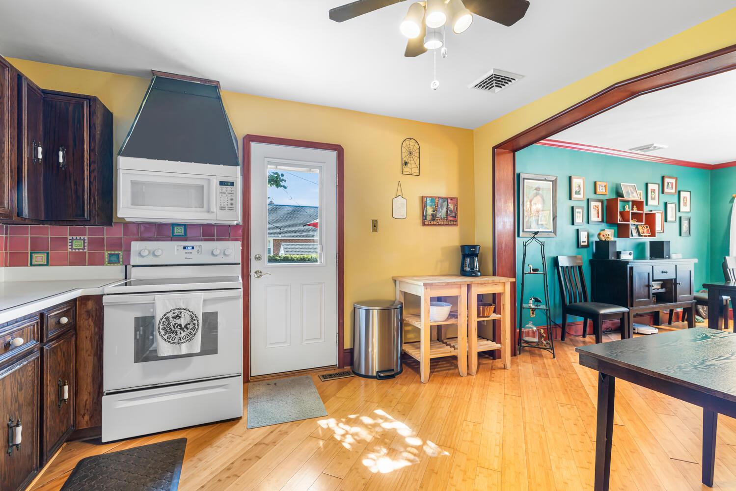 315 Edgemore Road Secane, PA 19018 - Photo 13 of 35 Kitchen opens into side yard.