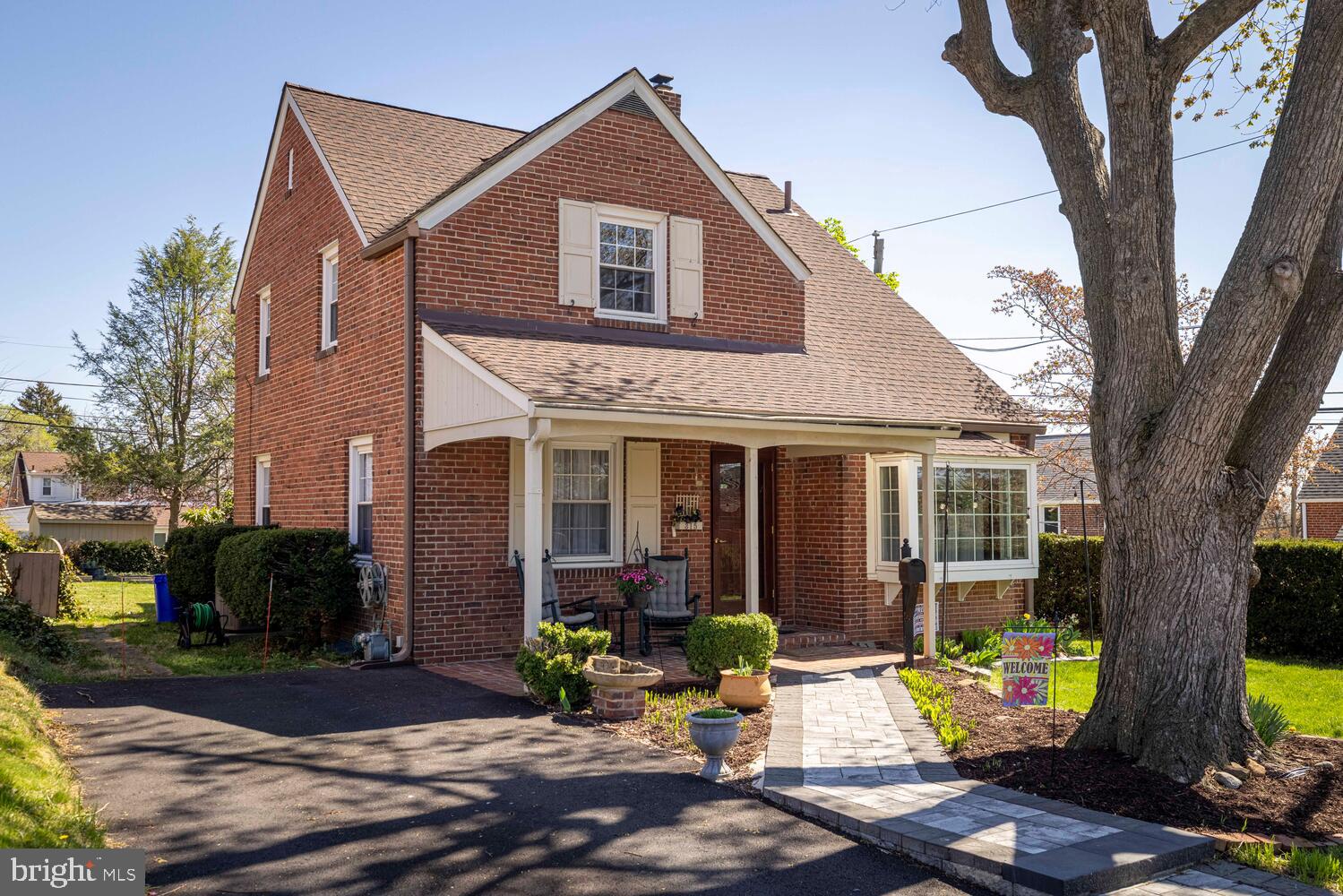 315 Edgemore Road Secane, PA 19018 - Photo 2 of 35 Charming brick home with inviting porch.