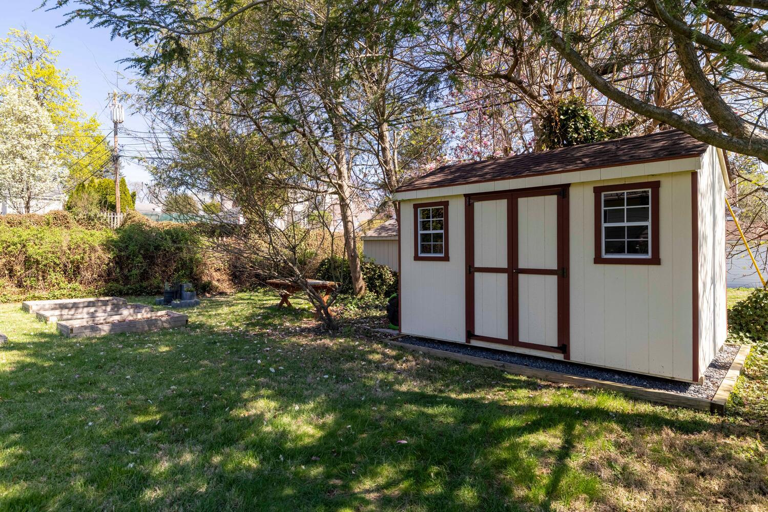 315 Edgemore Road Secane, PA 19018 - Photo 32 of 35 Spacious backyard with garden shed.