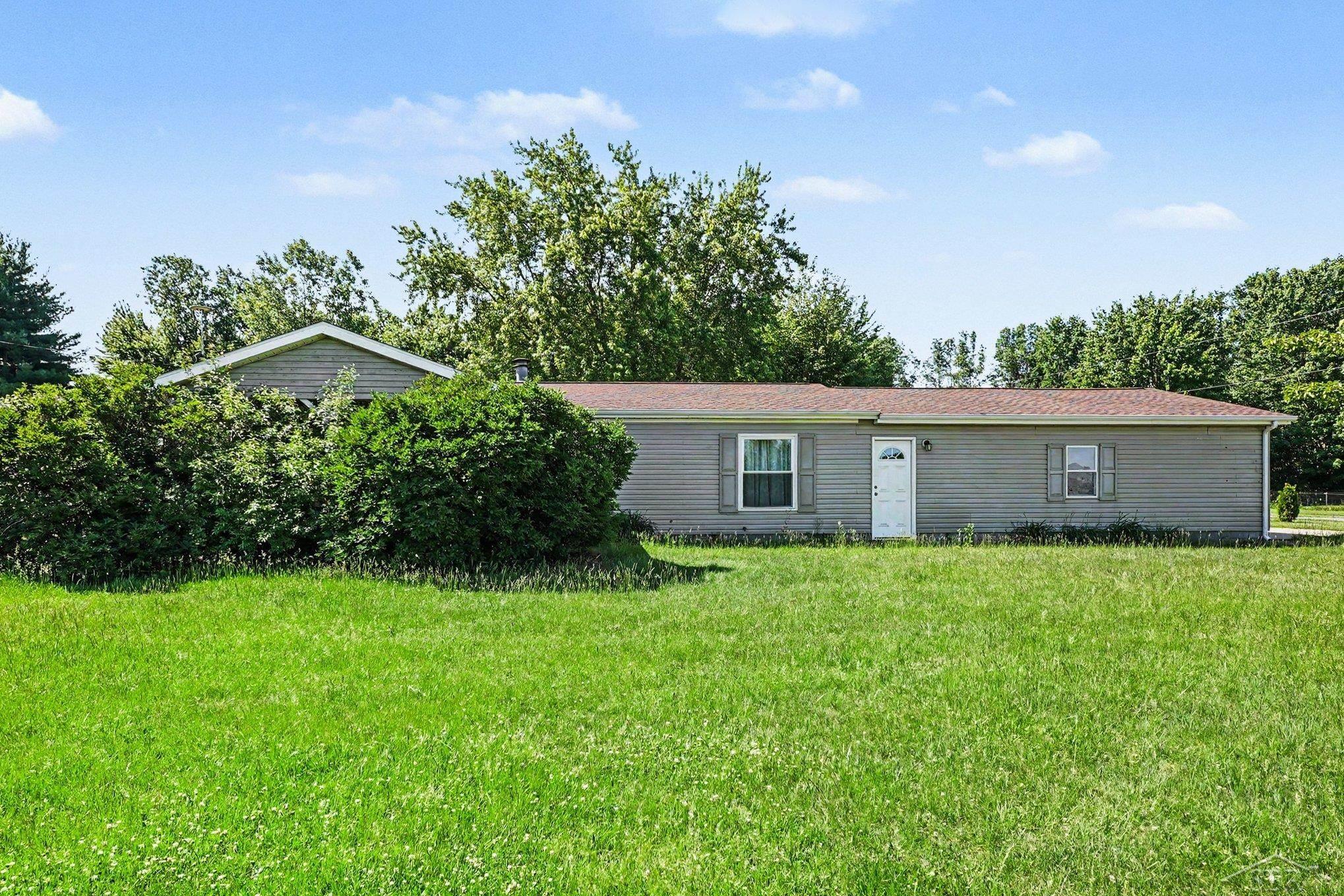 12725 Baldwin Road Chesaning, MI 48616 - Photo 2 of 23