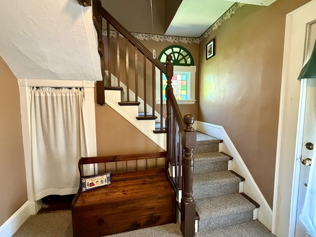 217 Middleboro Road Freetown, MA 02717 - Photo 9 of 42