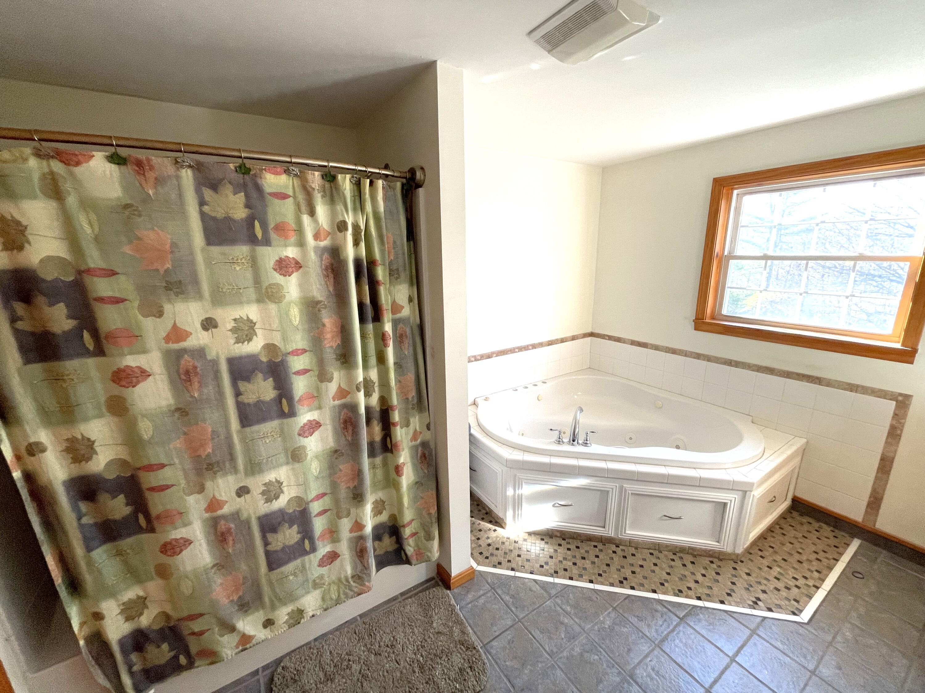 104 Parmenter Hill Road South China, ME 04358 - Photo 20 of 30 2nd Floor Bathroom