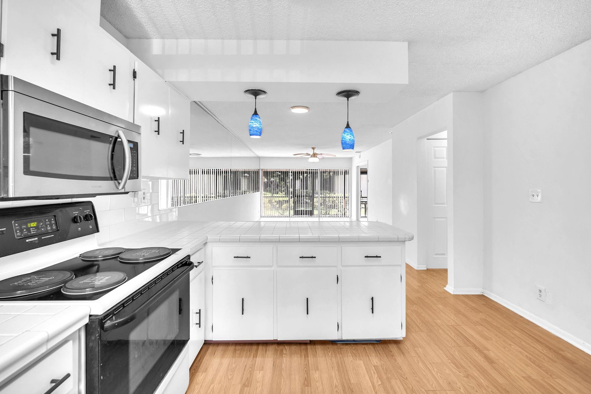 667 Banks Road, Unit 667 Margate, FL 33063 - Photo 8 of 29 Photo 8