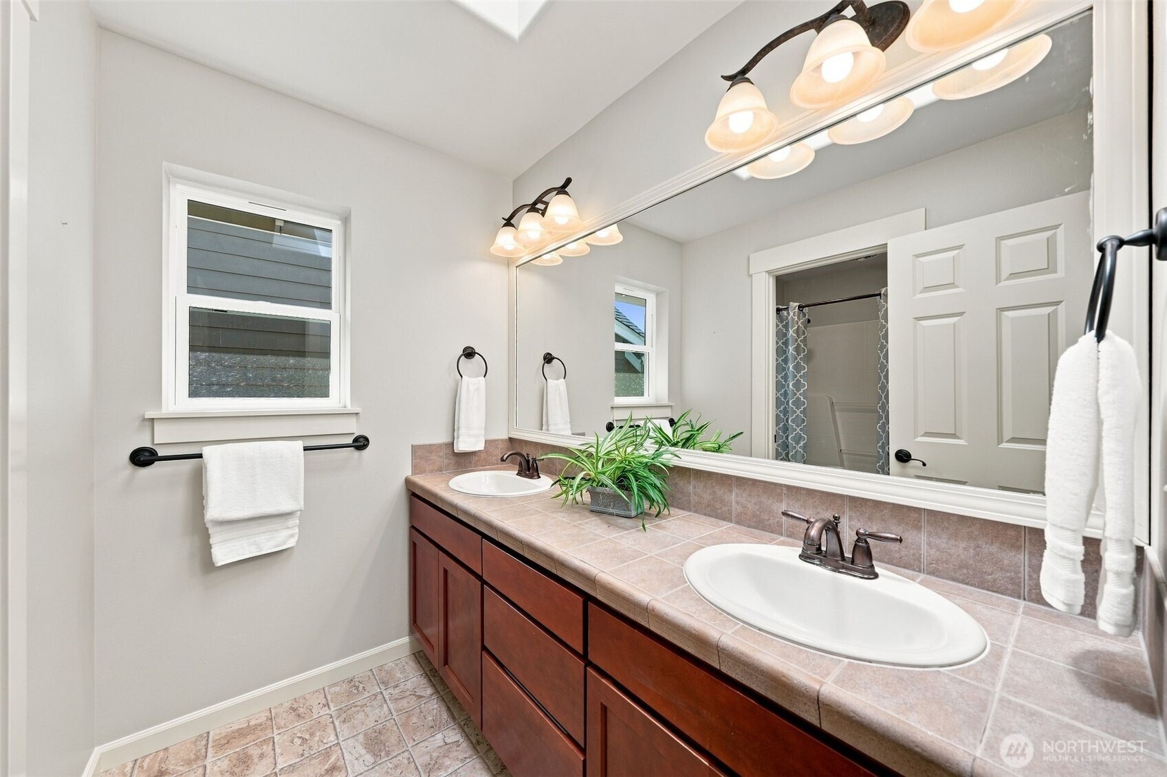 22624 43rd Drive Southeast Bothell, WA 98021 - Photo 31 of 40 Gallery Image 31