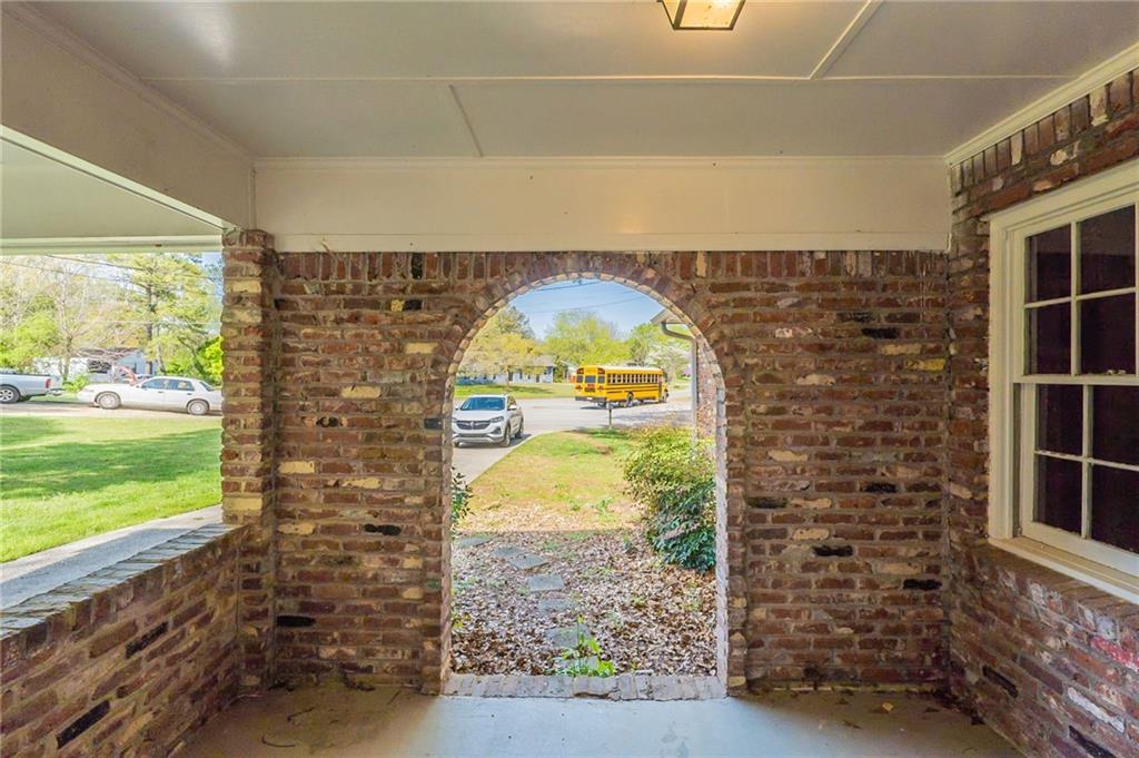 2877 Kensington Way Rex, GA 30273 - Photo 4 of 30