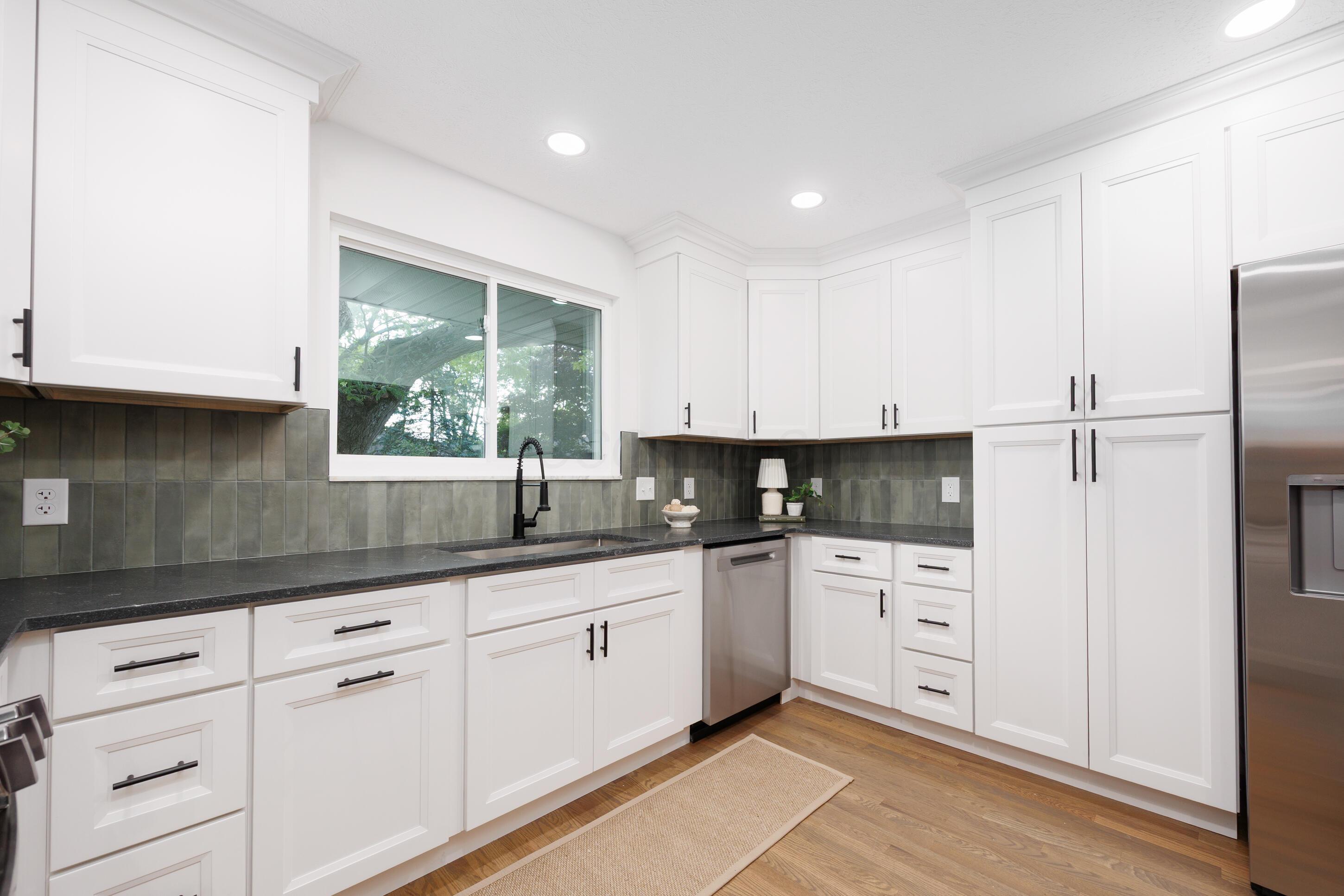 968 Garden Road Columbus, OH 43224 - Photo 20 of 70 0723 968 Garden Rd-41
