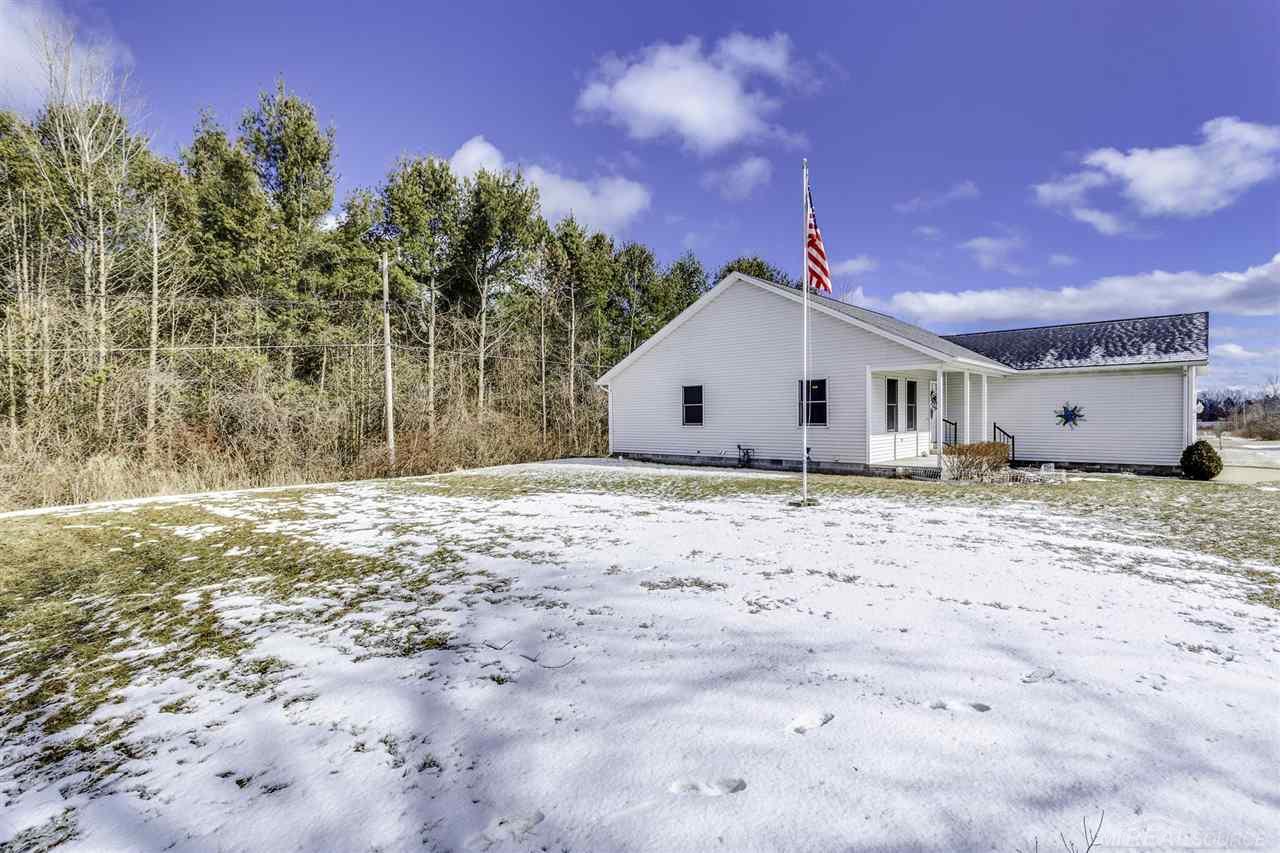 7353 Joy Road Lexington, MI 48450 - Photo 5 of 32