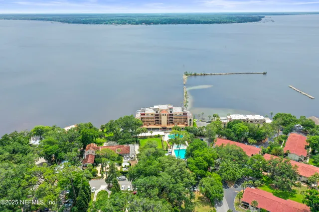 $475,000 | 2199 Astor Street, Unit 104, Orange Park, FL 32073