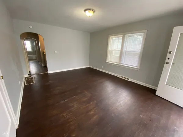 $800 | 1308 North Chester Avenue, Indianapolis, IN 46201