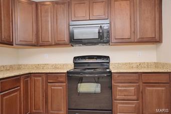 109 Maple Lane Ballwin, MO 63011 - Photo 3 of 15 Gallery Image 3