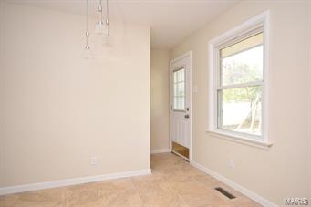 109 Maple Lane Ballwin, MO 63011 - Photo 5 of 15 Gallery Image 5