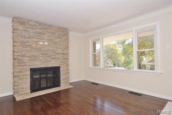 109 Maple Lane Ballwin, MO 63011 - Photo 6 of 15 Gallery Image 6