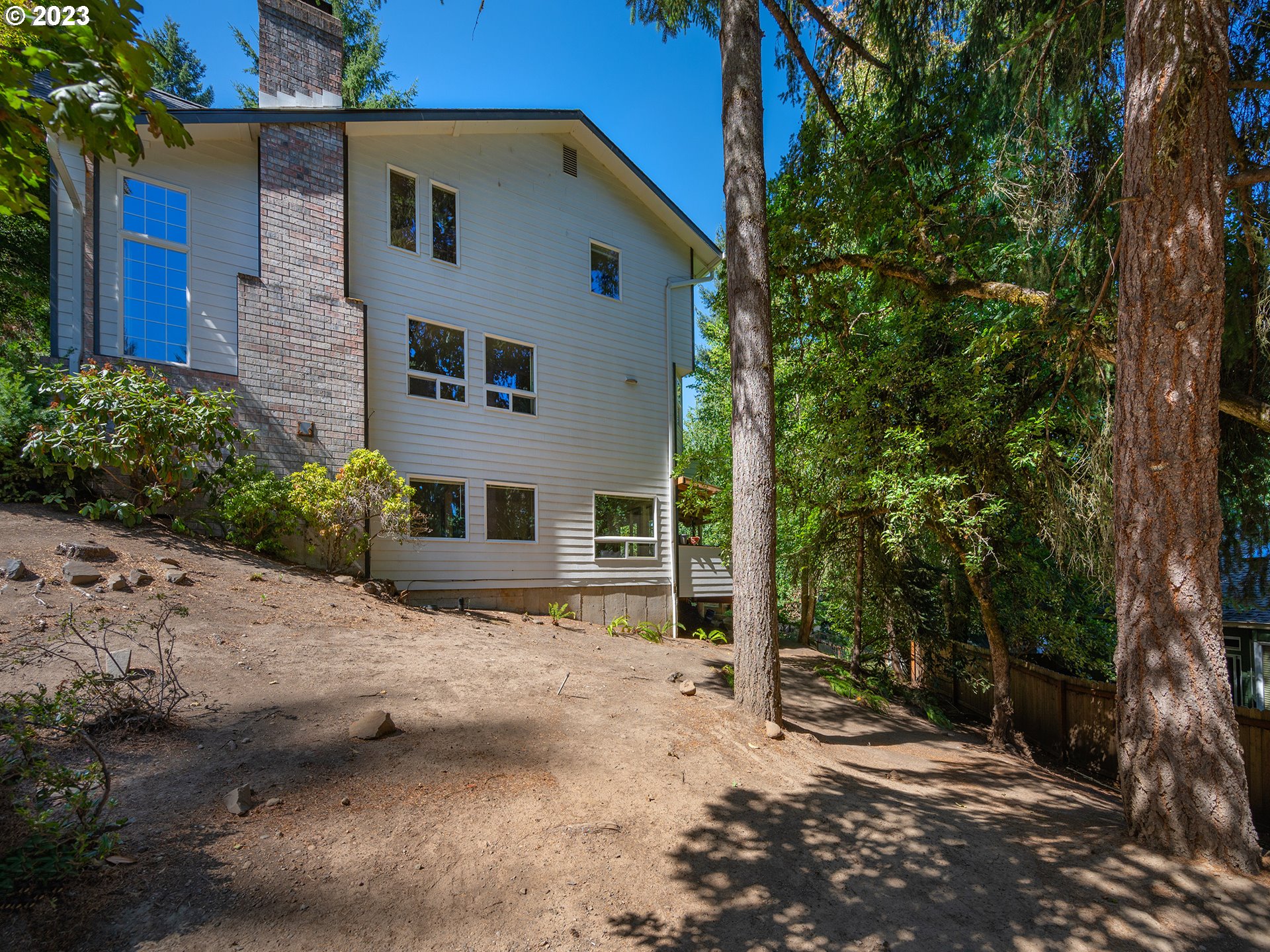 3875 Ashford Drive Eugene, OR 97405 - Photo 42 of 44 a view of a house with a yard