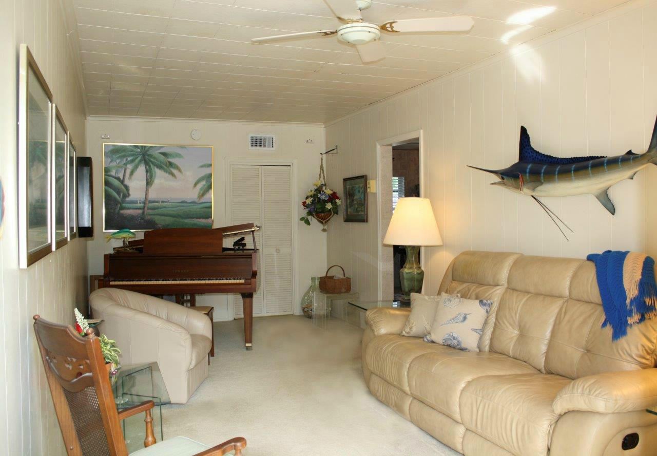 9105 Southeast Bridge Road Hobe Sound, FL 33455 - Photo 8 of 24 LR2