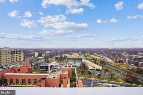 $1,590,000 | 930 Rose Avenue, Unit 2001, Rockville, MD 20852