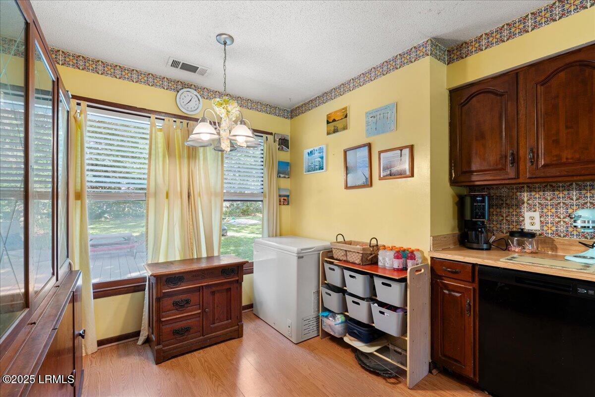 6021 Vaux Road Beaufort, SC 29906 - Photo 11 of 26 11-DSC04525