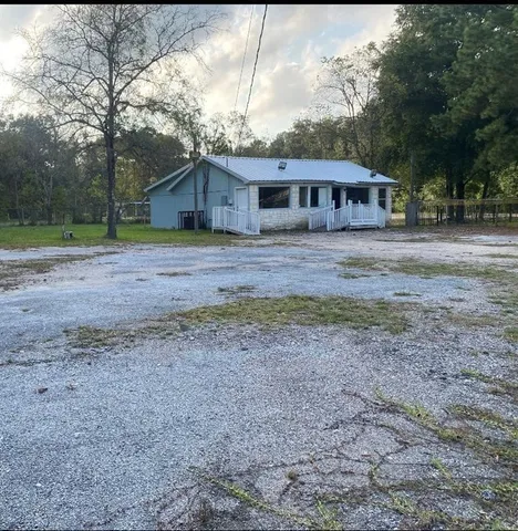$1,700 | 18066 Farm To Market 1485, New Caney, TX 77357