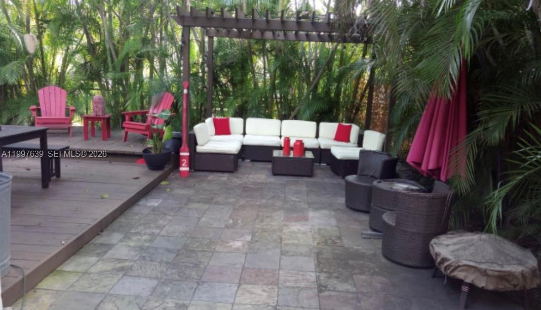 5718 Southwest 48th Street South Miami, FL 33155 - Photo 3 of 9