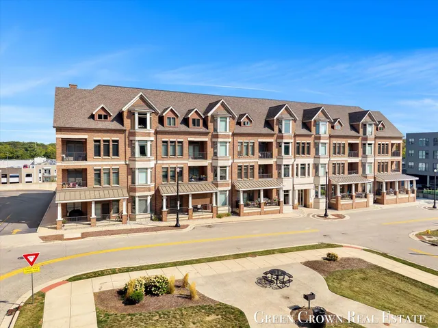 $349,000 | 430 Union Avenue Northeast, Unit 101, Grand Rapids, MI 49503