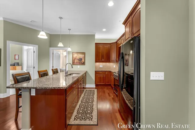 $349,000 | 430 Union Avenue Northeast, Unit 101, Grand Rapids, MI 49503