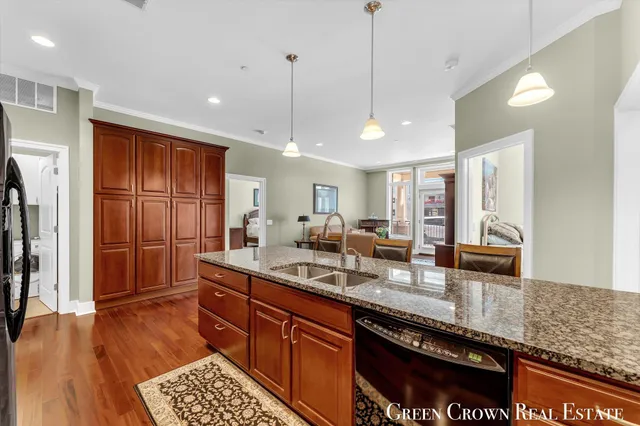 $349,000 | 430 Union Avenue Northeast, Unit 101, Grand Rapids, MI 49503