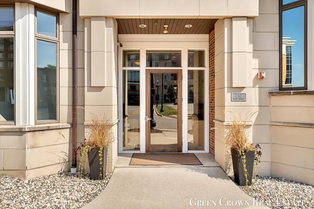 $349,000 | 430 Union Avenue Northeast, Unit 101, Grand Rapids, MI 49503