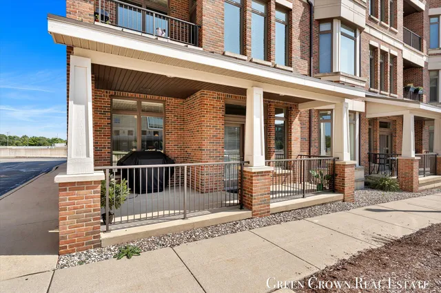 $349,000 | 430 Union Avenue Northeast, Unit 101, Grand Rapids, MI 49503