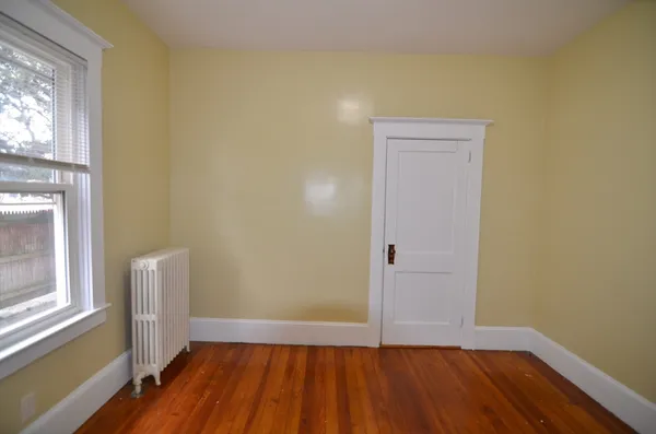 $2,000 | 114 Rockdale Avenue, New Bedford, MA 02740