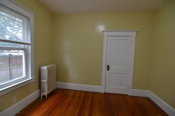 $2,000 | 114 Rockdale Avenue, New Bedford, MA 02740