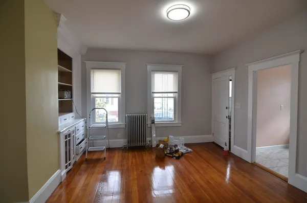 $2,000 | 114 Rockdale Avenue, New Bedford, MA 02740