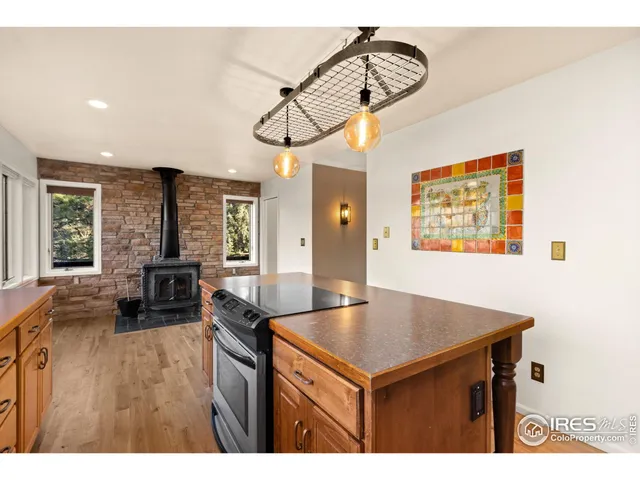 $895,000 | 31 Kings Canyon Road, Bellvue, CO 80512