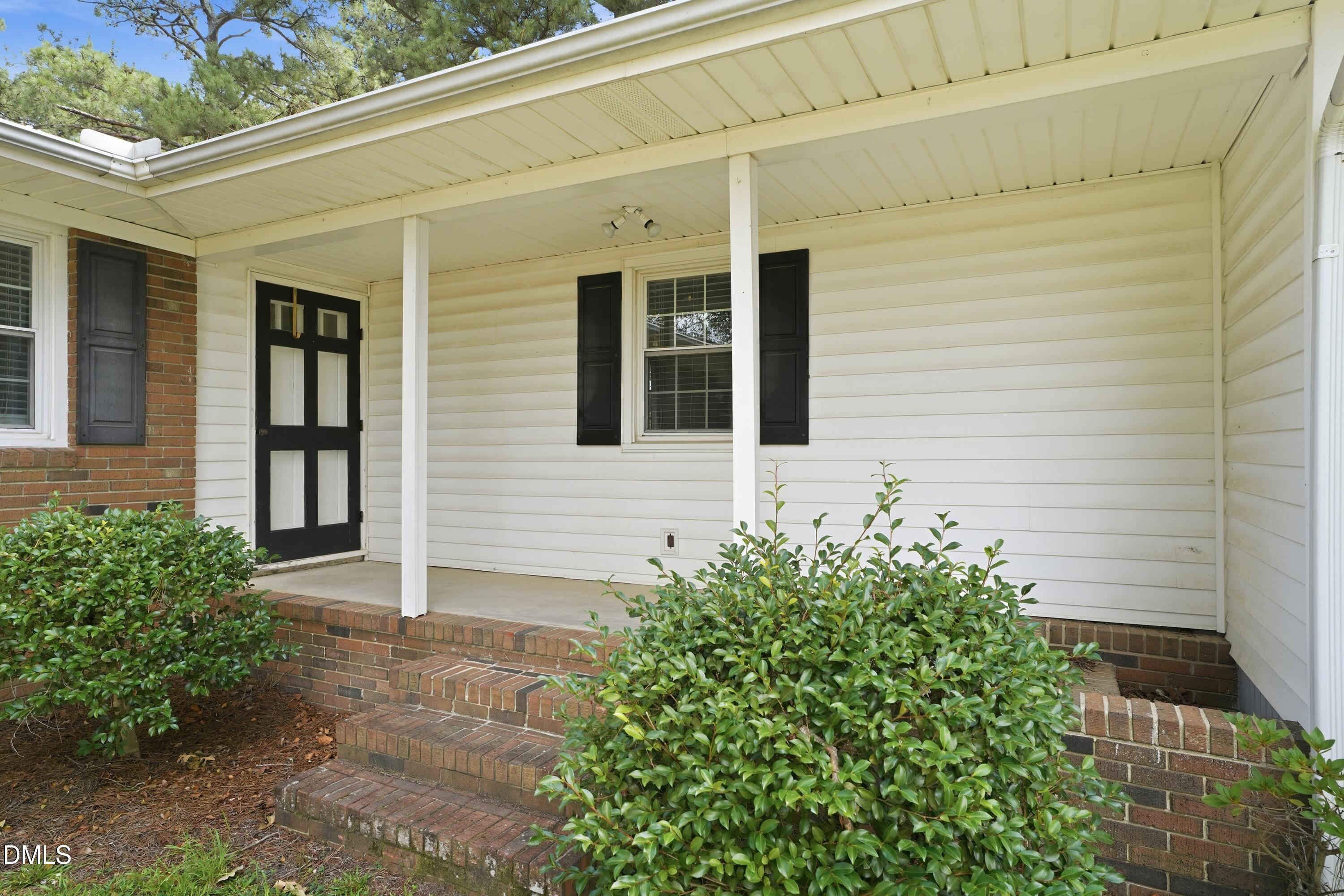 6359 Flowers Road Wilson, NC 27893 - Photo 4 of 54
