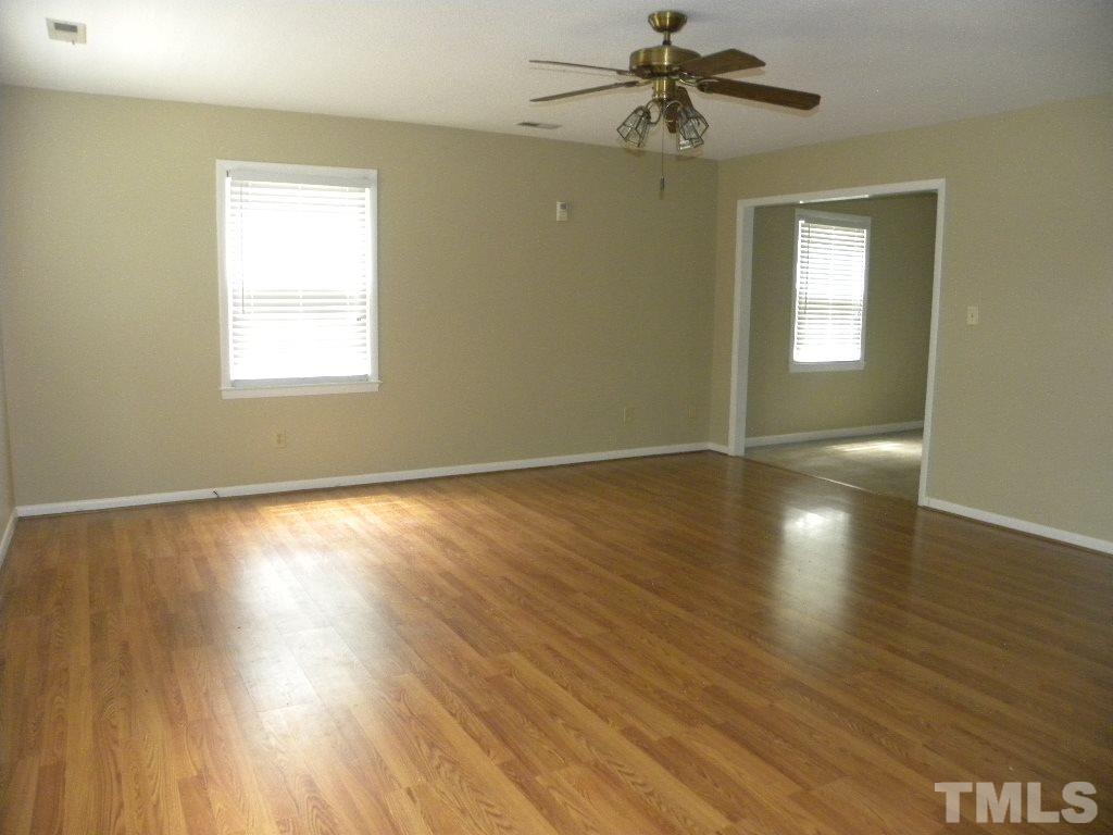 308 Chicopee Road Benson, NC 27504 - Photo 4 of 12 Gallery Image 4