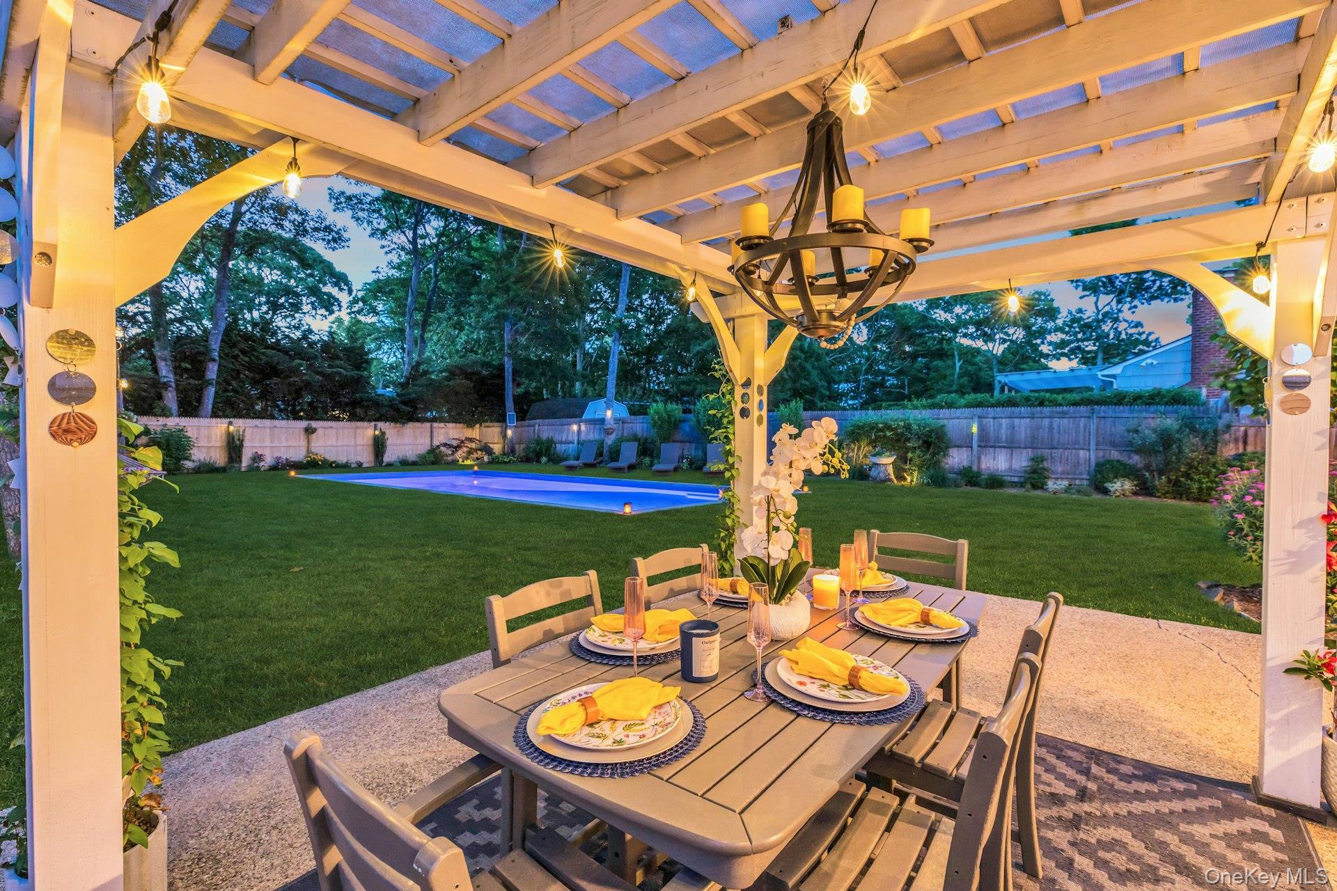 116 West Tiana Road Hampton Bays, NY 11946 - Photo 9 of 50
