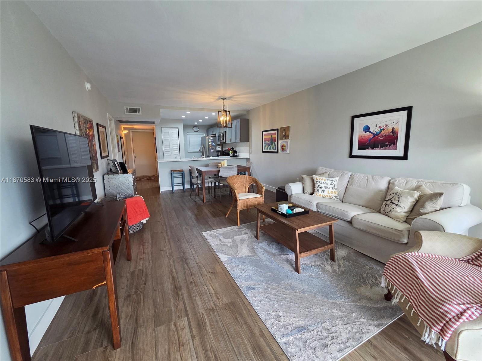 9410 Poinciana Place, Unit 408 Davie, FL 33324 - Photo 17 of 47