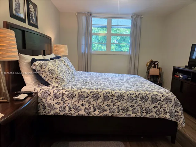 $3,000 | 9410 Poinciana Place, Unit 408, Davie, FL 33324