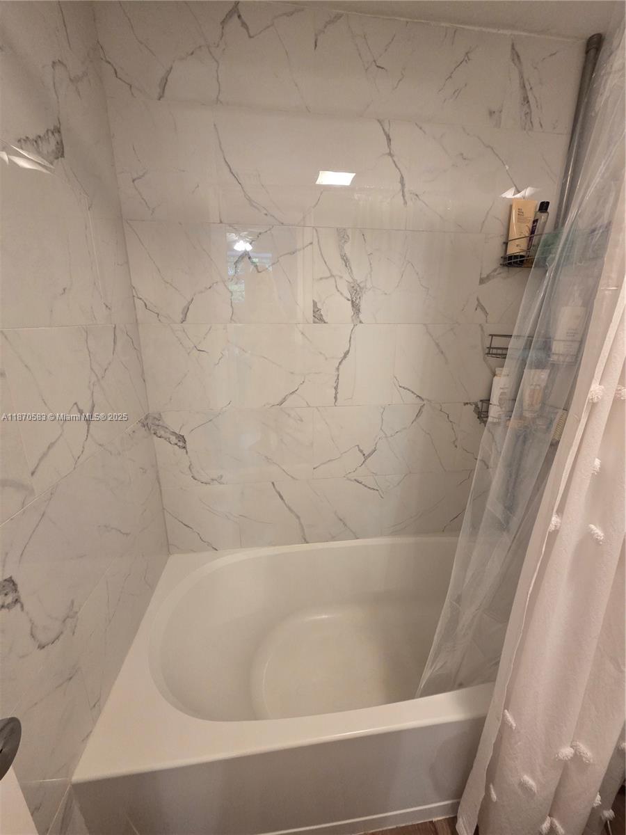 9410 Poinciana Place, Unit 408 Davie, FL 33324 - Photo 35 of 47