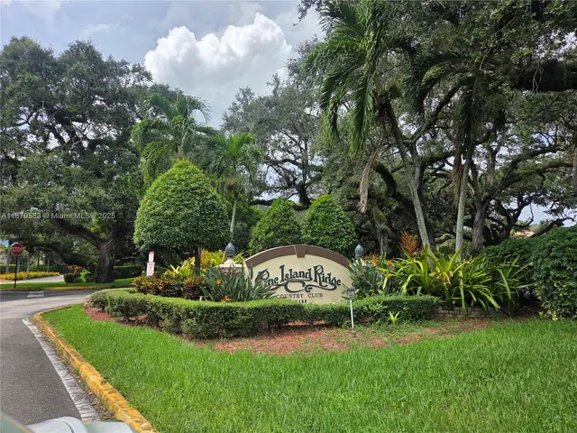 $3,000 | 9410 Poinciana Place, Unit 408, Davie, FL 33324