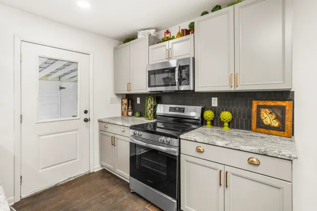 $399,900 | 306 Kemper Drive South, Madison, TN 37115