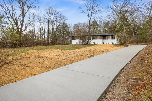 $399,900 | 306 Kemper Drive South, Madison, TN 37115