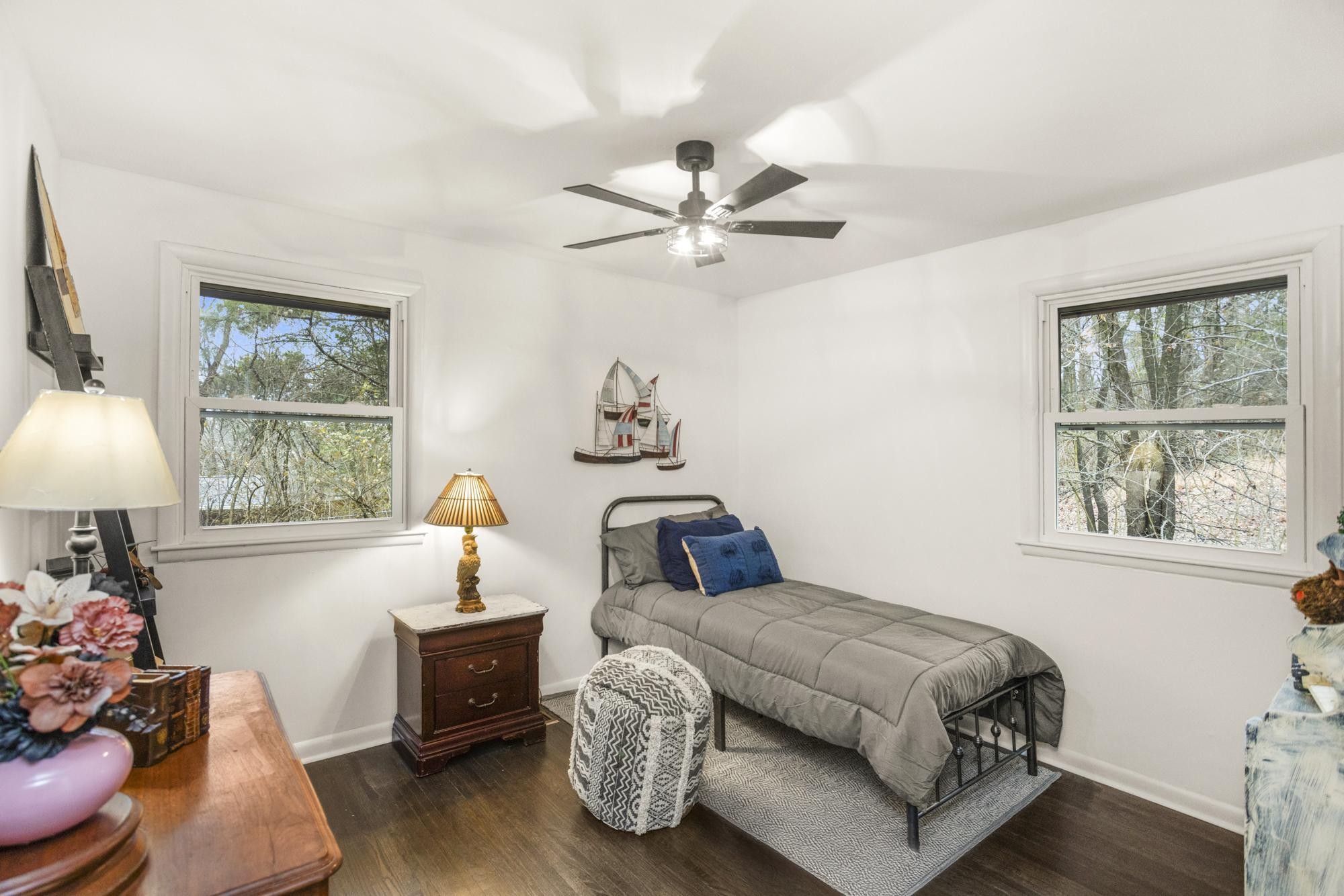 306 Kemper Drive South Madison, TN 37115 - Photo 25 of 42 a bedroom with a bed and a window