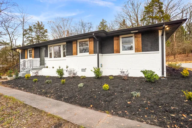 $399,900 | 306 Kemper Drive South, Madison, TN 37115