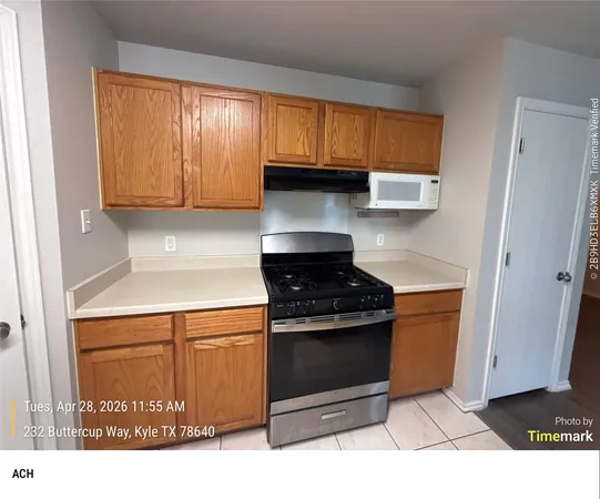 $1,695 | 232 Buttercup Way, Kyle, TX 78640
