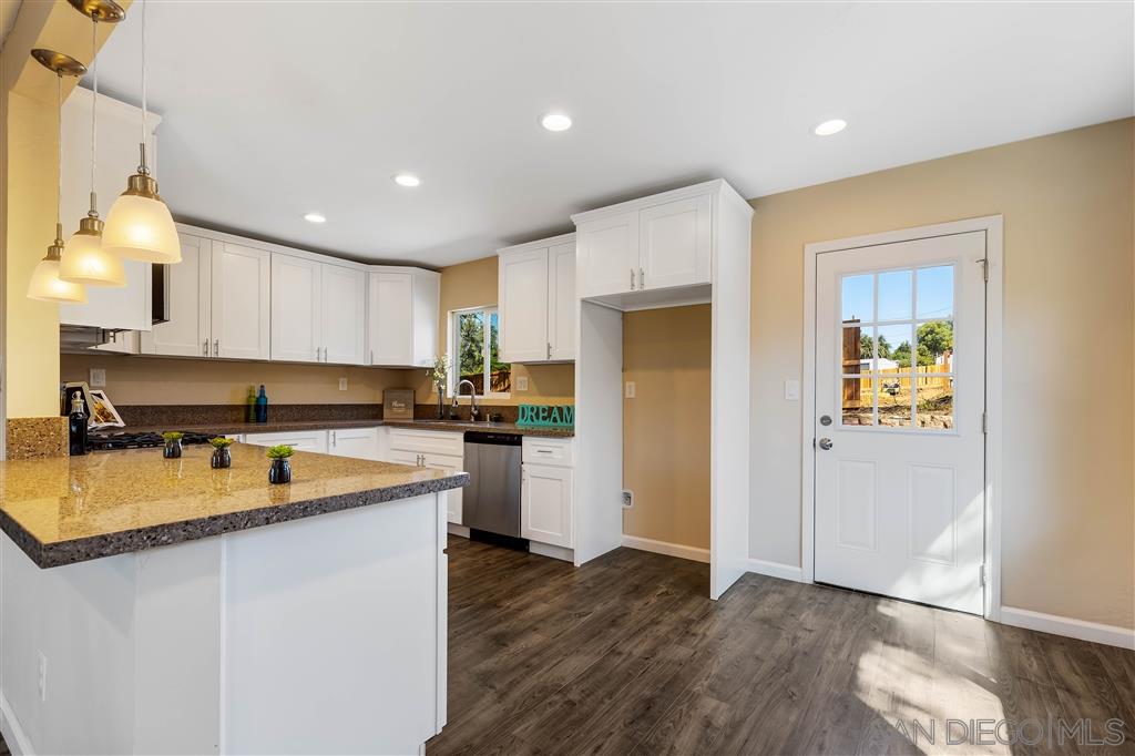 14420 Poway Road Poway, CA 92064 - Photo 7 of 25