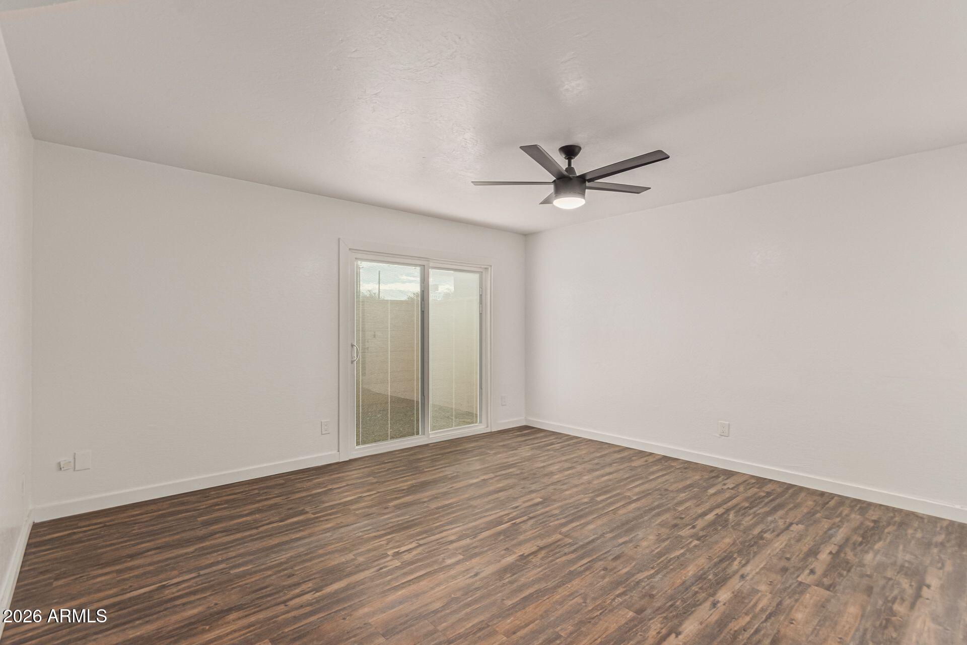 1102 East Pierce Street Phoenix, AZ 85006 - Photo 9 of 11 1102 E Pierce St