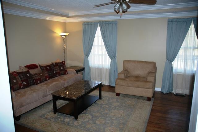 3574 Raymond Head Road Springfield, TN 37172 - Photo 8 of 20 Living Room