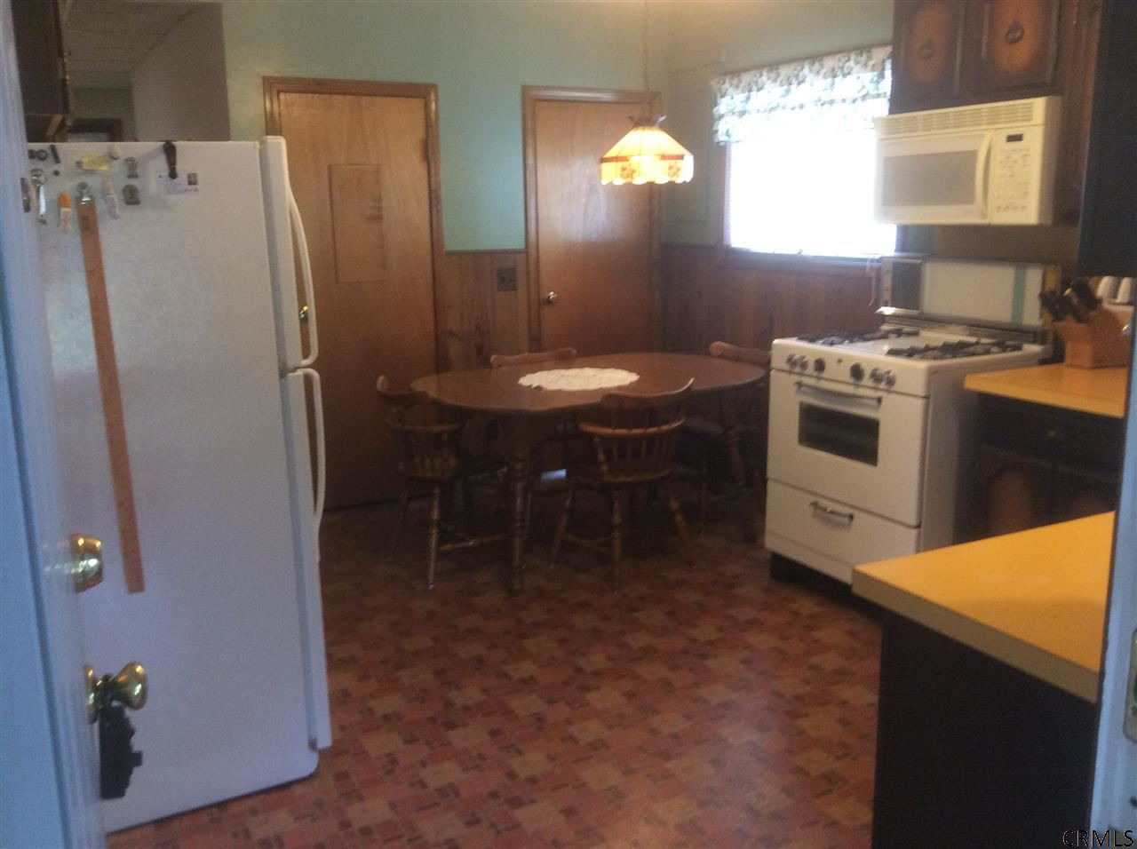 1602 Flower Road Schenectady, NY 12303 - Photo 6 of 25 Photo 6